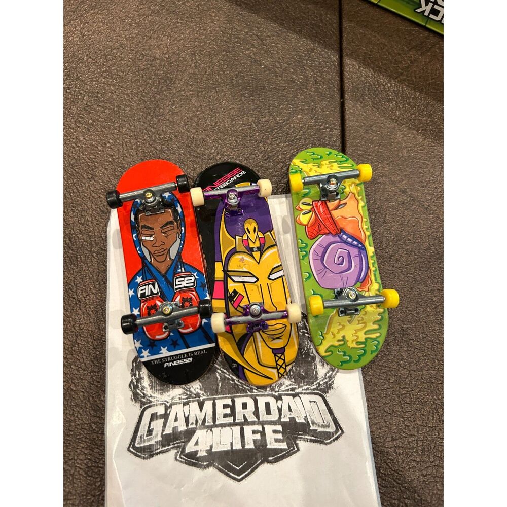 Tech Deck Finesse Fingerboard Lot of 3 sonic,pharaoh,struggle